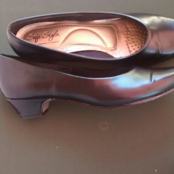 Soft Style by Hush Puppies Low Heels - Picture 2 of 8